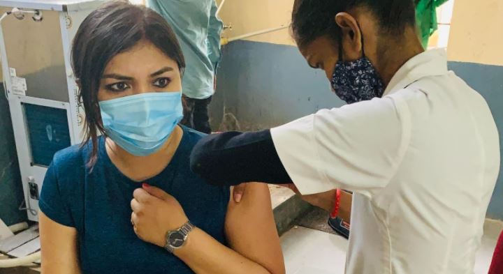 Coronavirus  With dad in her corner, Pooja packs a punch - Telegraph India