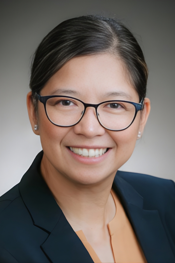 Headshot of Maita Santiago, a Burnaby city councillor,